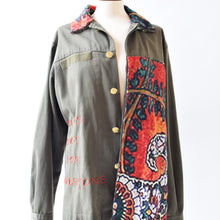 Carica l'immagine nel visualizzatore di Gallery, Giacca militare cucita pre loved Spring