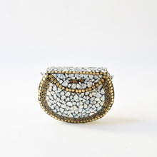 Carica l'immagine nel visualizzatore di Gallery, Clutch Luna madreperla