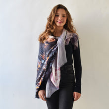 Carica l'immagine nel visualizzatore di Gallery, Sciarpa Amsterdam