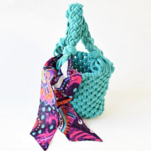 Carica l'immagine nel visualizzatore di Gallery, TWILLY COTONE CON BORSA MACRAME