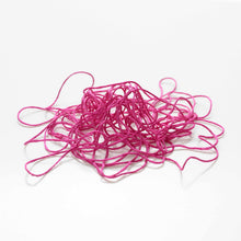 Carica l'immagine nel visualizzatore di Gallery, T-shirt bianca ricamata a mano - Je ne regrette rien