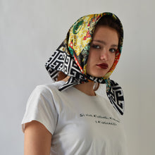 Carica l'immagine nel visualizzatore di Gallery, Foulard seta elefanti