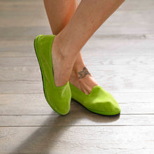 Carica l'immagine nel visualizzatore di Gallery, Scarpe Friulane Verde Acido