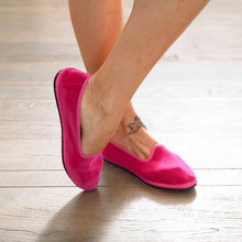 Carica l'immagine nel visualizzatore di Gallery, Scarpe Friulane Fucsia