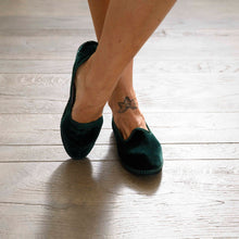 Carica l'immagine nel visualizzatore di Gallery, Scarpe Friulane Verde Bottiglia