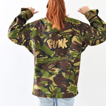 Carica l'immagine nel visualizzatore di Gallery, Giacca camouflage pre loved