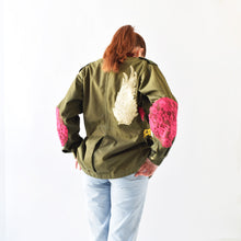 Carica l'immagine nel visualizzatore di Gallery, Giacca militare personalizzata pre loved