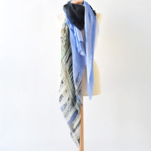 Carica l'immagine nel visualizzatore di Gallery, Sciarpa Madrid