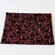 Carica l'immagine nel visualizzatore di Gallery, POCHETTE BORGOGNA