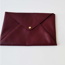 Carica l'immagine nel visualizzatore di Gallery, POCHETTE BURGUNDY
