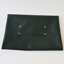 Carica l'immagine nel visualizzatore di Gallery, POCHETTE BUSTA VERDE