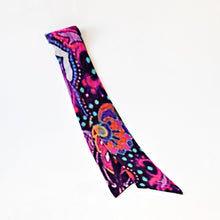 Carica l'immagine nel visualizzatore di Gallery, TWILLY COTONE ASTRATTO FUCSIA