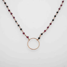 Carica l'immagine nel visualizzatore di Gallery, girocollo granati rossi e radice di zaffiro