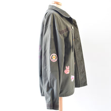 Load image into Gallery viewer, Military second hand jacket 
