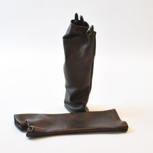 Load image into Gallery viewer, Purse with handle fabric grey and bronze
