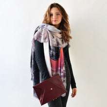 Load image into Gallery viewer, Pochette Burgundy
